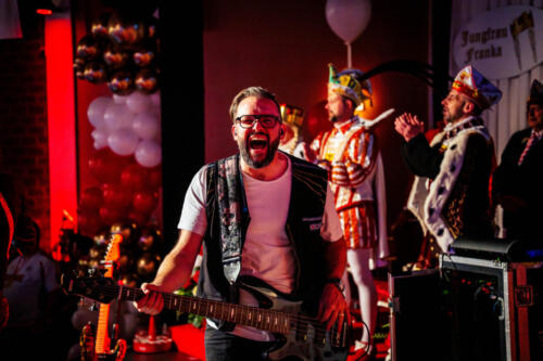 SitzungDl_1270DL8_1328