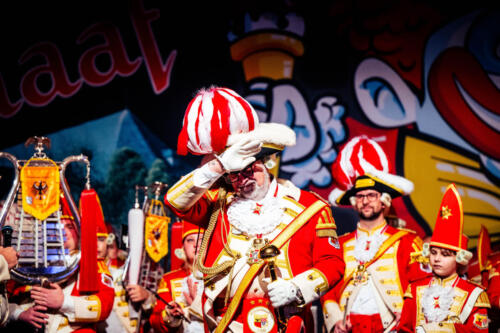 SitzungDl 150DL8 1226