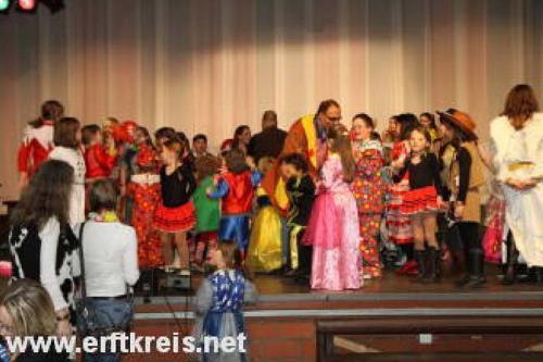 kinder2011097